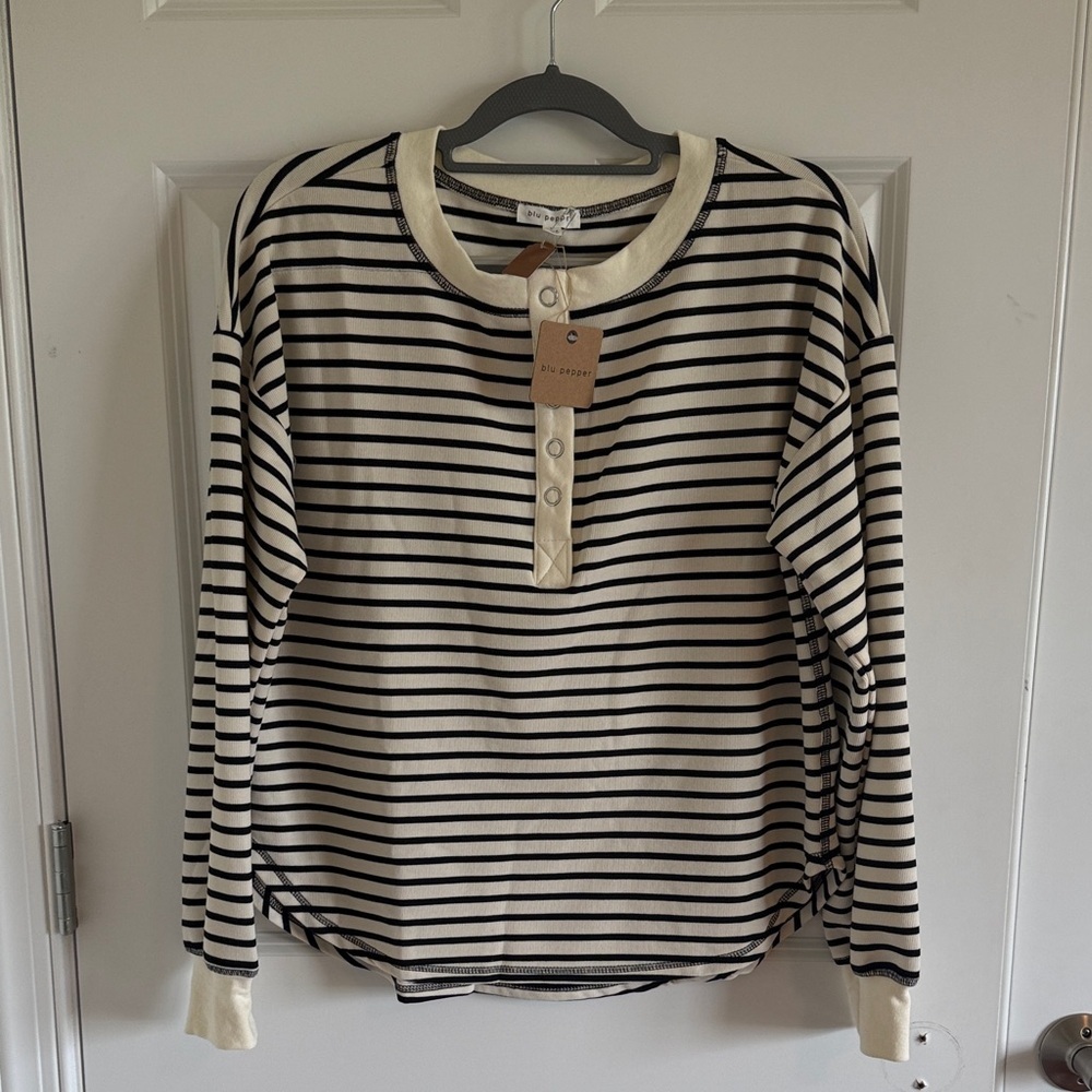 NWT Blu Pepper Striped Long Sleeve Henley Top - Black & Cream